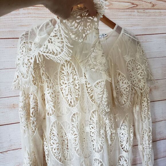 Stunning! Zara Eyelash Lace and Mesh Bohemian Blouse/Top - Picture 5 of 10